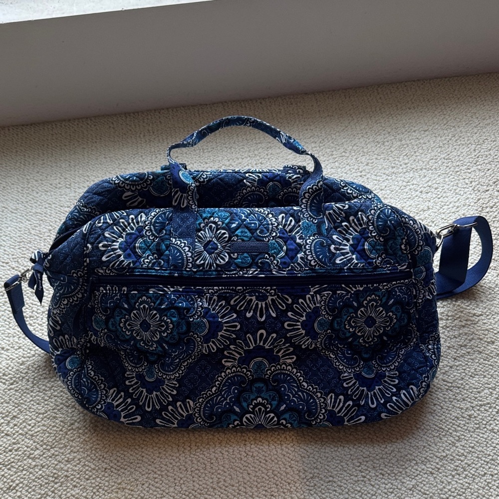 Vera Bradley Blue Floral Quilted Tote Bag - Picture 7 of 7